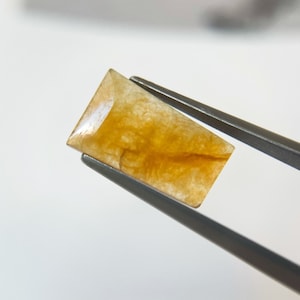 Jadeíta suelta de color amarillo miel: 3,810 ct, gema facetada, tipo A de Myanmar
