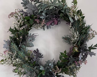 Custom holiday wreaths, dried flower wreaths, Christmas wreath, festive dried flowers, gift, holiday decor