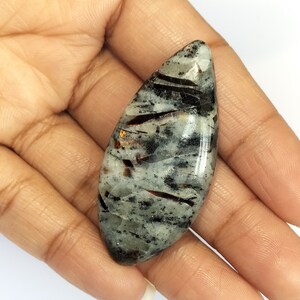 Cabochon astrofillite di alta qualità, gemma di astrofillite naturale, cabochon di astrofillite di fantasia 46X21X6 MM 49.05 Crt A-301