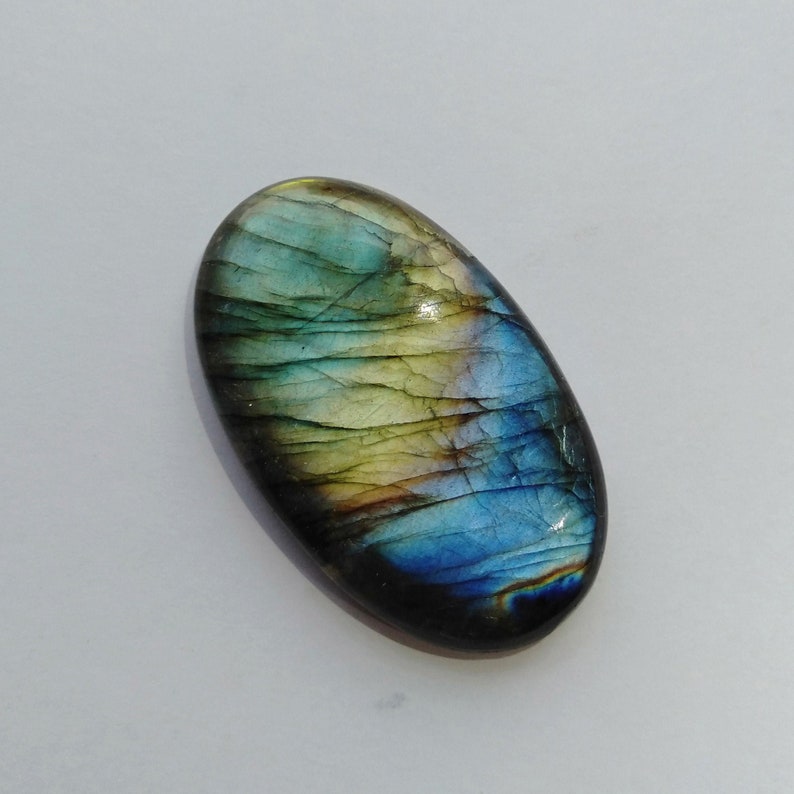 87 Ct A-046 Mesmerizing Rainbow Labradorite Cabochon Oval shape Natural Labradorite Loose stone Natural Labradorite Gemstone 46x29x8 MM
