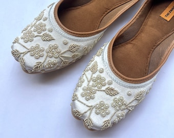 Pearl White Summer Floral Bridal Ballet Flat Shoes, Beadwork Wedding Shoes, Bridesmaids Comfortable Slip Ons, Ethnic Indian Shoes