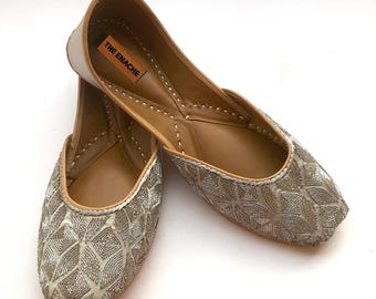 Bridal Ballet Flats for Wedding – White Pearl & Silver Sequin Flats, Comfortable Wedding Shoes, Bridal Reception Flats, Indian Khussa Juttis