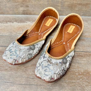White Silver Pearl Floral Embroidered Bridal Wedding Ballet Flat Shoes | Flower Mojaris | Indian Ethnic Boho Unique Comfortable Footwear