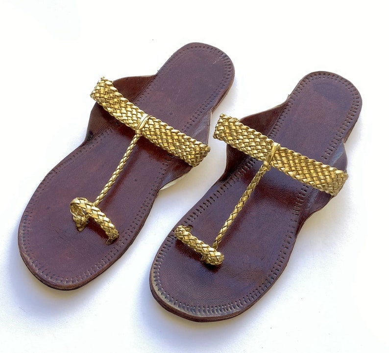 Silver T Strap Kolhapuri Sandals Leather Boho Style Flat Women/'s Handmade Slip Ons Flip Flops Summer Gift for her Shoes