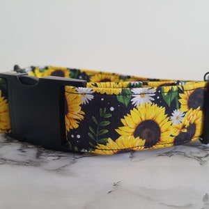 Soraya Sunflower handmade dog collar