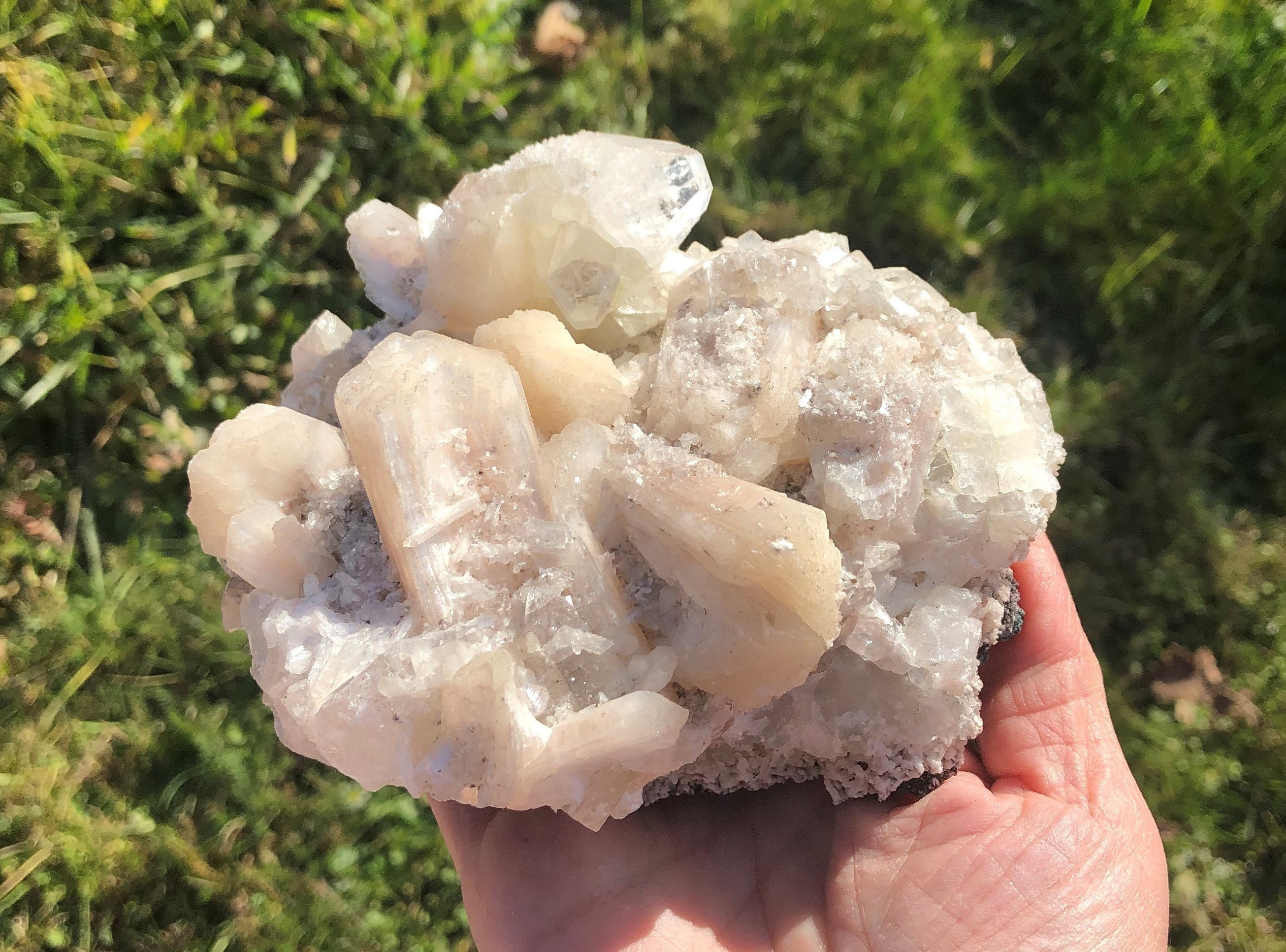 Apophyllite Stilbite 760 Grammes