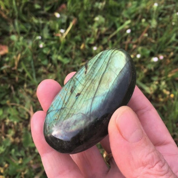 Labradorite Galet 107, 67 Grammes Pierre Bleue Verte Jaune