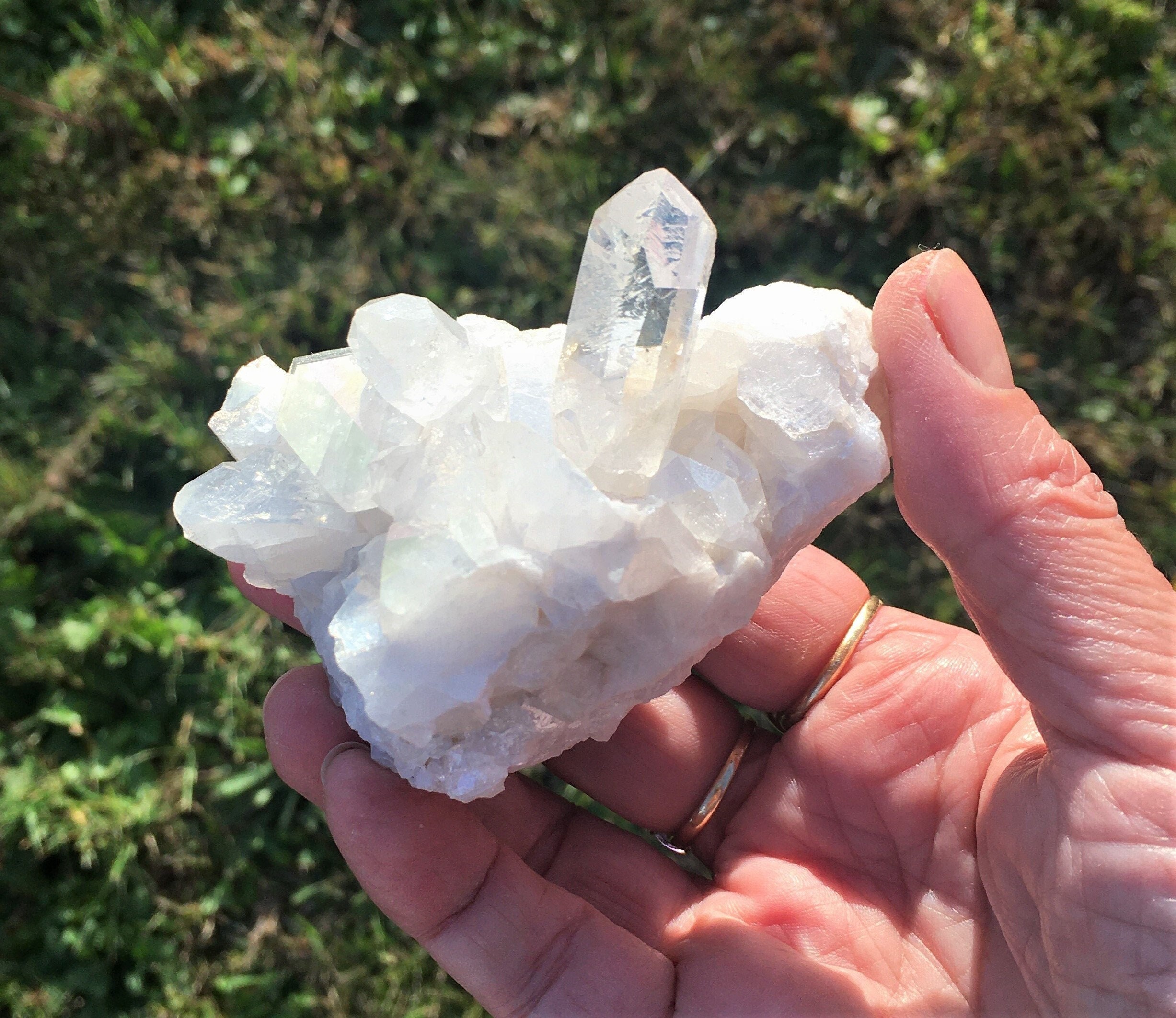 Cristal de Roche 203 Grammes Amas Quartz Grappe Pointes