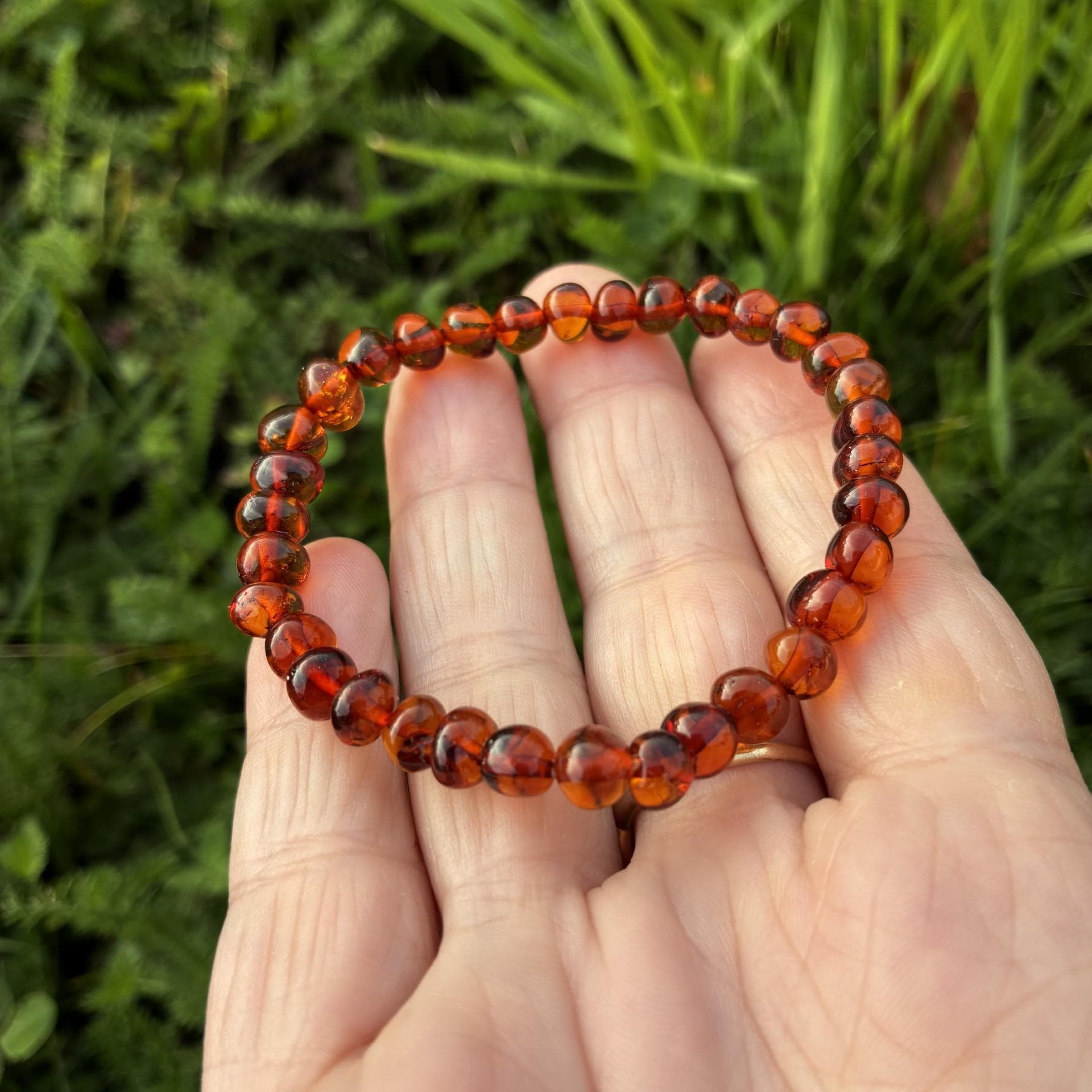 Bracelet Ambre Naturel Perles 5-7 Mm Doré - Fermoir Plaqué Argent Réglable 7 Pouces - Homme Femme Unisexe
