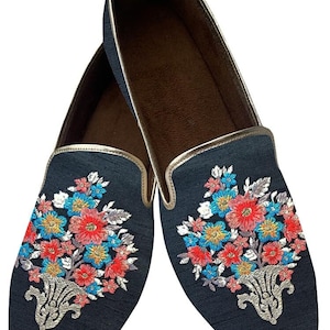 Mens Black embroidered Indian wedding Royal Loafer shoes
