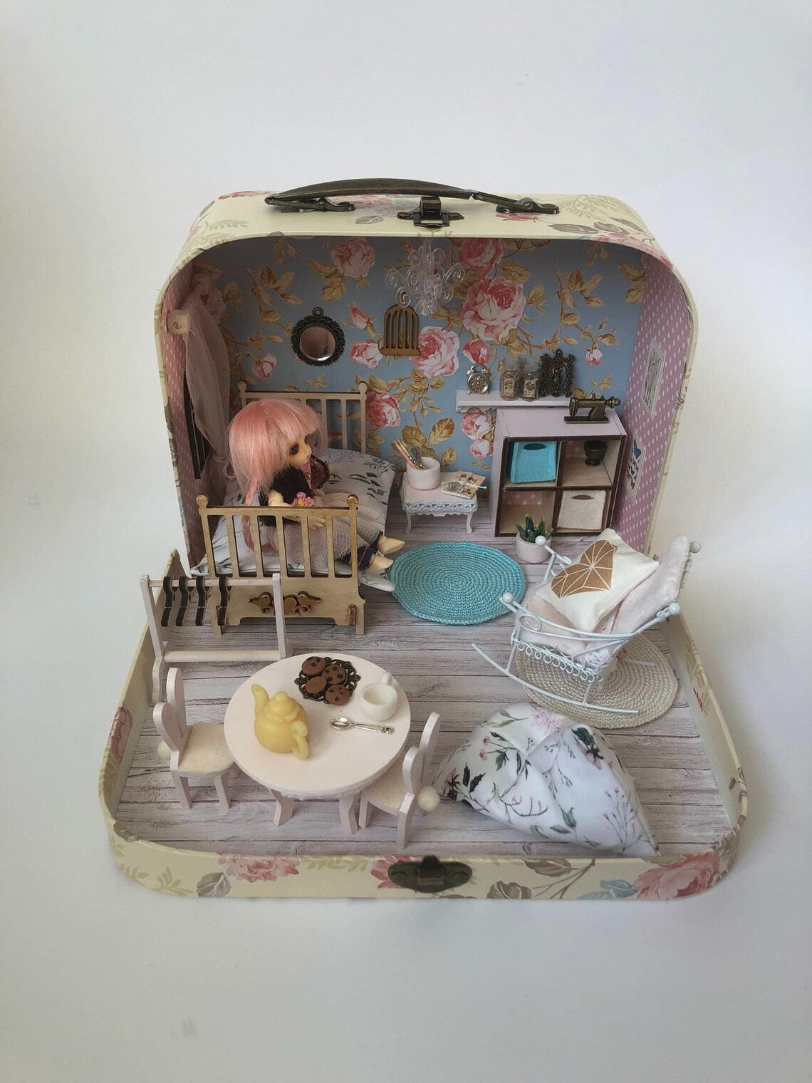 Travel dollhouse in Suitcase dollhouse furniture bjd doll Etsy