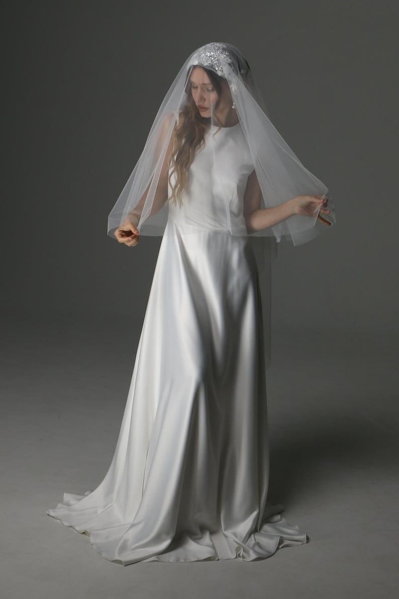 Lace appliqué juliet cap veil with soft tulle layers