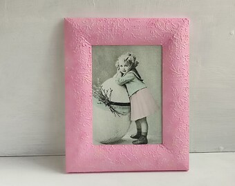 Pink Ornament Photo Frame