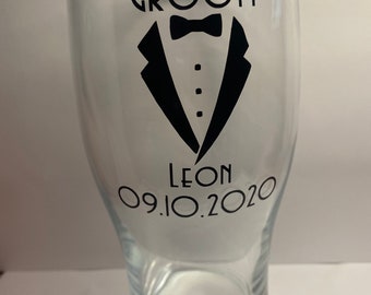 Personalised pint glass groom, best man groomsman gift for wedding