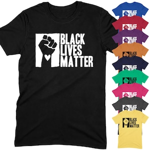 T-shirt unisexe Black Lives Matter Fist | BLM Histoire des Noirs Cadeau pour lui Pères Papa Enfants Cadeaux rigolos Frère Petit ami Mari Ras du cou