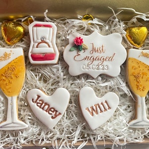 Engagement cookies | Personalised Engagement Biscuits | Engagement gift| personalised engagement gifts | Personalised engagement cookies
