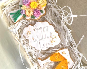 Personalised Wedding Cookie gifts | wedding biscuits | personalised wedding gifts | wedding presents| soon-to-be bride and groom gifts