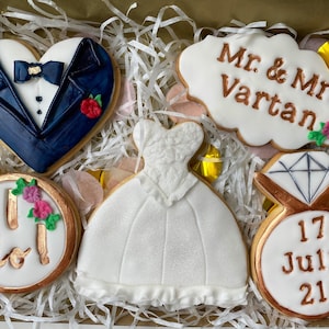 Wedding cookies | Personalised Wedding Biscuits | wedding gifts | personalised wedding gifts | Personalised wedding cookies | wedding