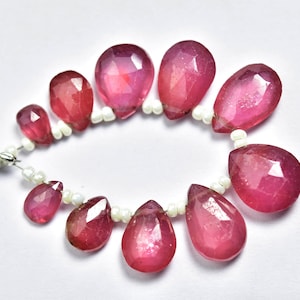 Cuentas de rubí tipo briolette de excelente calidad: 10 cuentas, hermosas cuentas de rubí tipo briolette facetadas naturales de color frambuesa; el tamaño es de 8 x 6 a 11 x 8 mm, n.° 1125