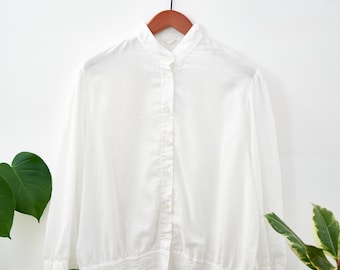 White Vintage Buttoned Shirt - L