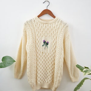 Cream Vintage Cable Knit Jumper with Floral Embroidery - M