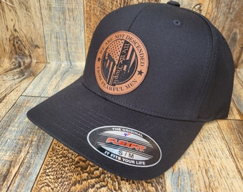 Nous les gens dont nous ne descendons pas d'hommes craintifs punisseur flexfit nouveau monde en cuir patch chapeau casquette marque yupoong