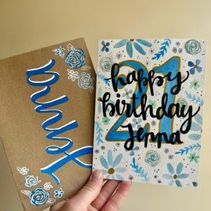 Cartão de aniversário floral personalizado para ela | idade personalizada | personalizável | Ideia de presente única | qualquer idade | 70º, 80º, 50º, 21º, 40º, 60º, 16º