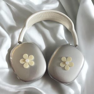 Dainty Flower Cover for AirPods Max, Daisy Snap on case for AirPods Max Cover, Cover for AirPods Max