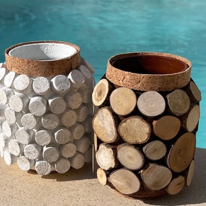 glass vases decorated with wood and cork mosaic ideal for Mother&#39;s Day and excellent furnishing idea