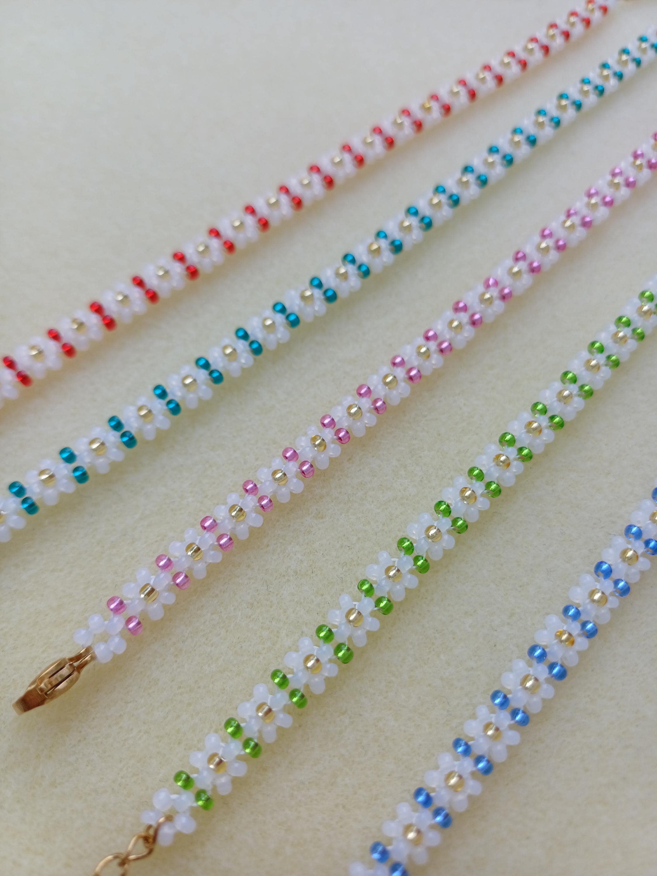 Beaded Flower Bracelet, Daisy Bracelet, Blue Floral Bracelet