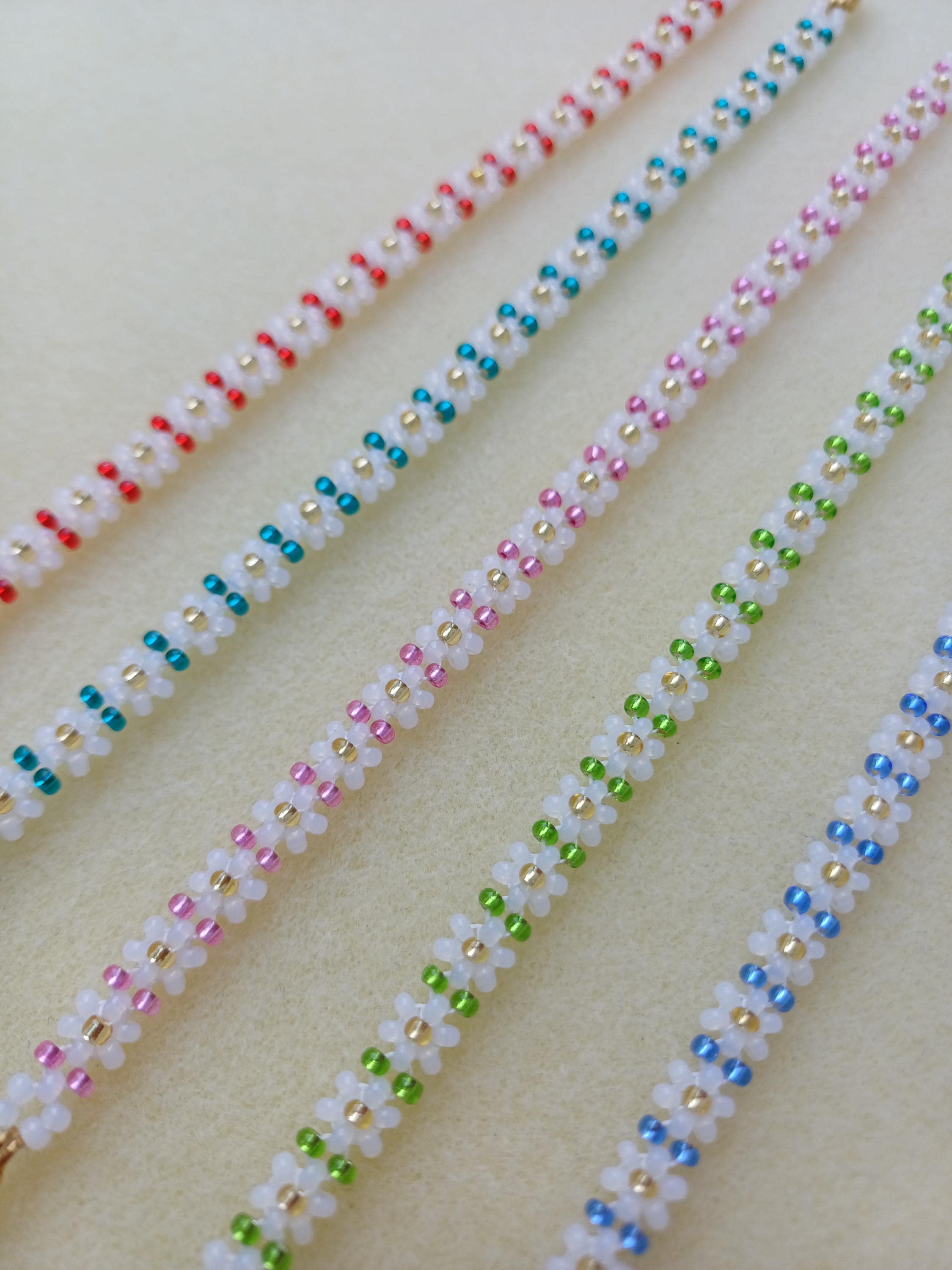Beaded Flower Bracelet, Daisy Bracelet, Blue Floral Bracelet