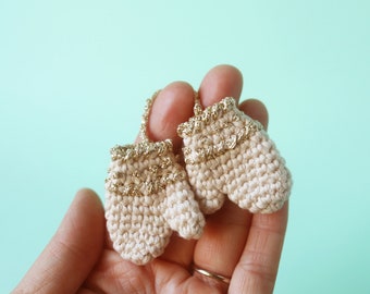 Mini Mittens - PDF Amigurumi Patterns