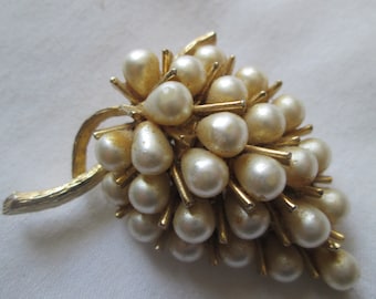 Signed ART Grape Cluster Gold Tone Brooch