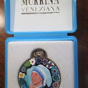 Murrina Veneziana Murano Glass Millefiori Religious Pendant in box