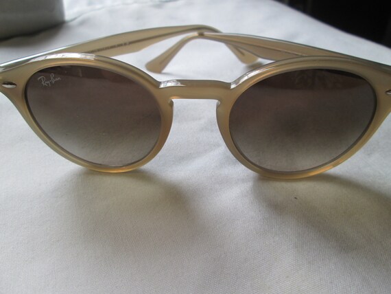 Vintage Ray Ban Sunglasses With Case