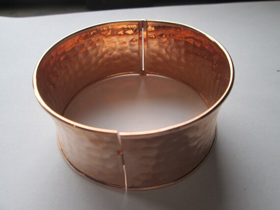Italy Hammered Wide Copper Hinged Bangle Bracelet - image 2