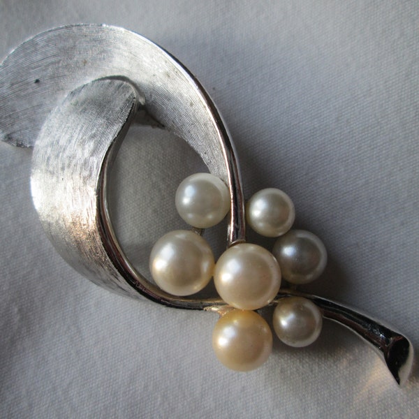 Crown Trifari Silver Tone Pearl Brooch