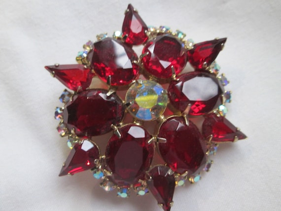 Juliana Open Back Red Star Rhinestone Crystal Broo