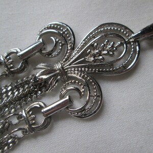 Sarah Coventry Silver Tone Fleur De Lis Chain Drop Necklace