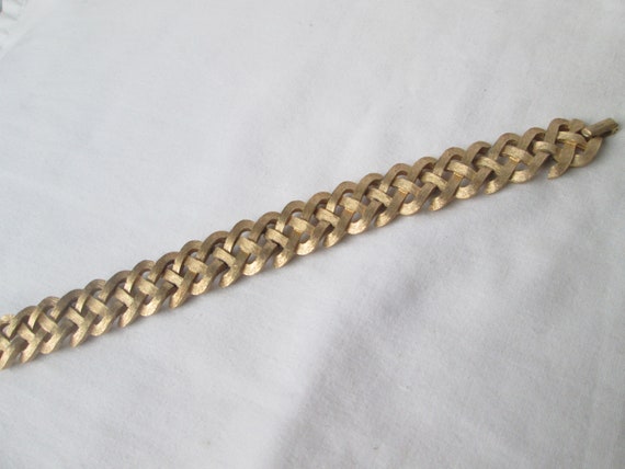 Crown Trifari Gold Tone Weave Wide Bracelet - image 3