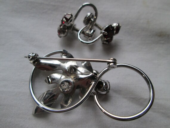 CC Sterling Leaf Modern Ruby Red Brooch Screw Bac… - image 2