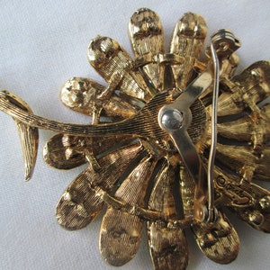 Capri Signed Flower Gold Tone Enamel Filigree Brooch image 2