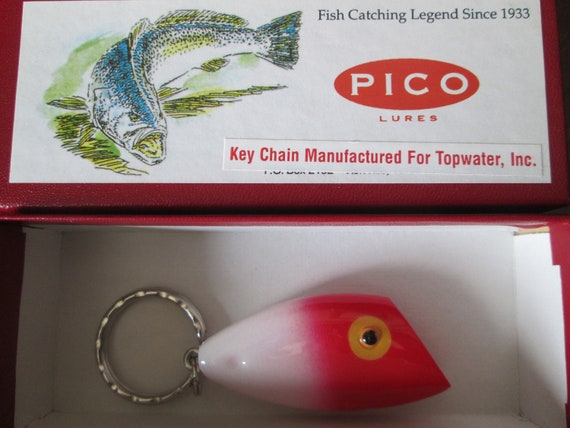 Pico Red White Fishing Lure Keychain in Box 