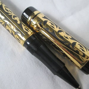 Vintage Fancy Ornate Gold Black Writing Pen