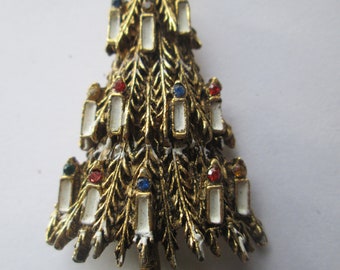 Signed ART Christmas Tree Candle Enamel Gold Tone Brooch