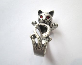 Sterling Adjustable Cat Ring Red Eyes 5.5 grams