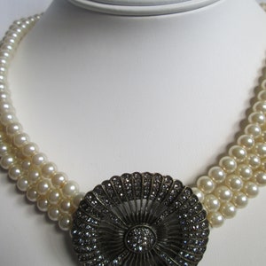 Heidi Daus Antiqued Pearl Necklace Swarovski Crystal Belgium Disk  3 Strand