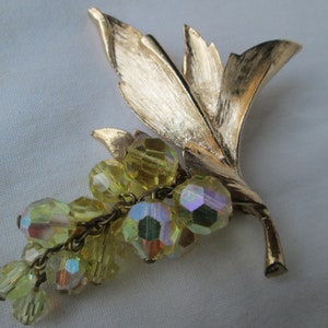 1950s Aurora Borealis Yellow Crystal Grape Cluster Leaf Brooch