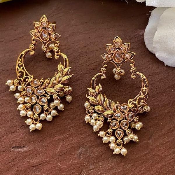 Boucles d'oreilles Kundan/Boucles d'oreilles Polki/Chandbali clair/Boucles d'oreilles indiennes/Bijoux de l'Inde du Sud/Boucles d'oreilles temple/Boucles d'oreilles demoiselle d'honneur/Boucles d'oreilles délicates