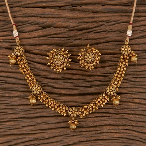 Matte Gold Pearl Choker Necklace / Temple necklace/ Indian Gold Necklace Set/ Indian Choker/ Indian jewelry/ Thushi/Guttapusalu Necklace